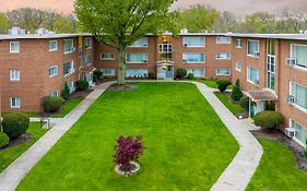 Georgetown Villas Two Bedroom 3-2A Apartment In Fairview Park, Ohio!